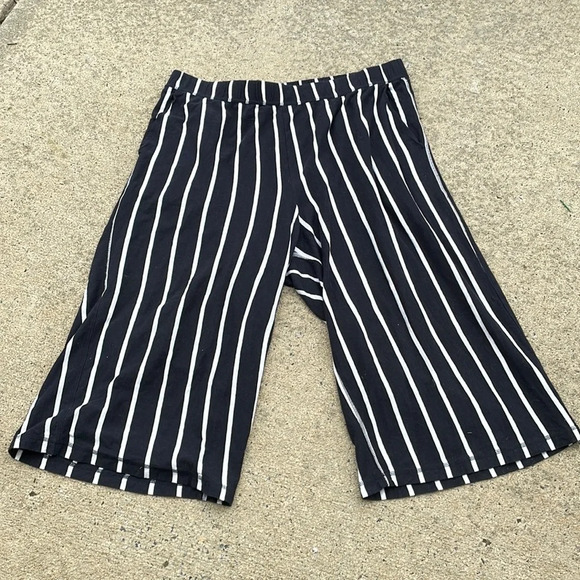 Eileen Fisher Stripe Organic Cotton Capri Pants - Picture 4 of 7